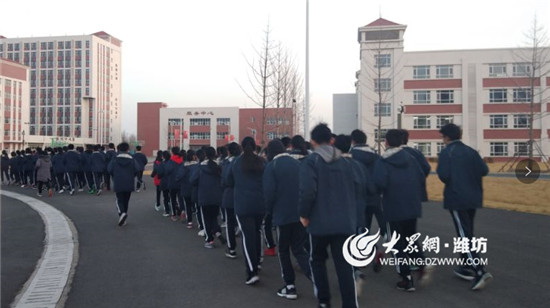 新学期潍坊光正实验学校中学部迅速进入学习状态