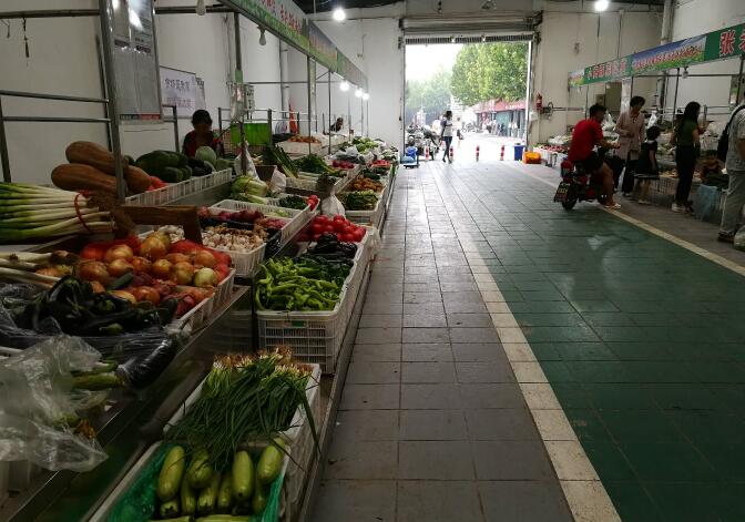 潍坊城区各大农贸市场得到全面整治 市民逛市场更舒心