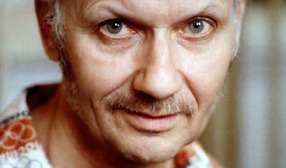 ˹ɱ˿񡪡Andrei ChikatiloAndrei Chikatilo һ𾴵ʦڼиһͰ游ھһֵѻˣһڡɱ֡͵ˣƫƫǶ˹һŰɱʳ˰Ԫס Fayina ںɷɱ˵ԭӦΪ޷زŮԻֻڶԷ֮󣬲ܽΪϲڰʿվվʺϵ٣żȻҲڽҡҳߵСӺͼŮӶ࣬ԱҲҪһλɱľһֻ9ŮҲɱ20ԡɱʱһص㣬ѱߵ۾ȥΪǷǷȱĿնҲϲɭȥʱȺм·֡˳ɱΪıȴԵƽúܣֻǾƾŬ飬֤ײв