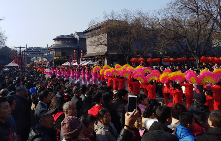 青州红红火火过大年春节街头文艺大巡游欢度元宵节